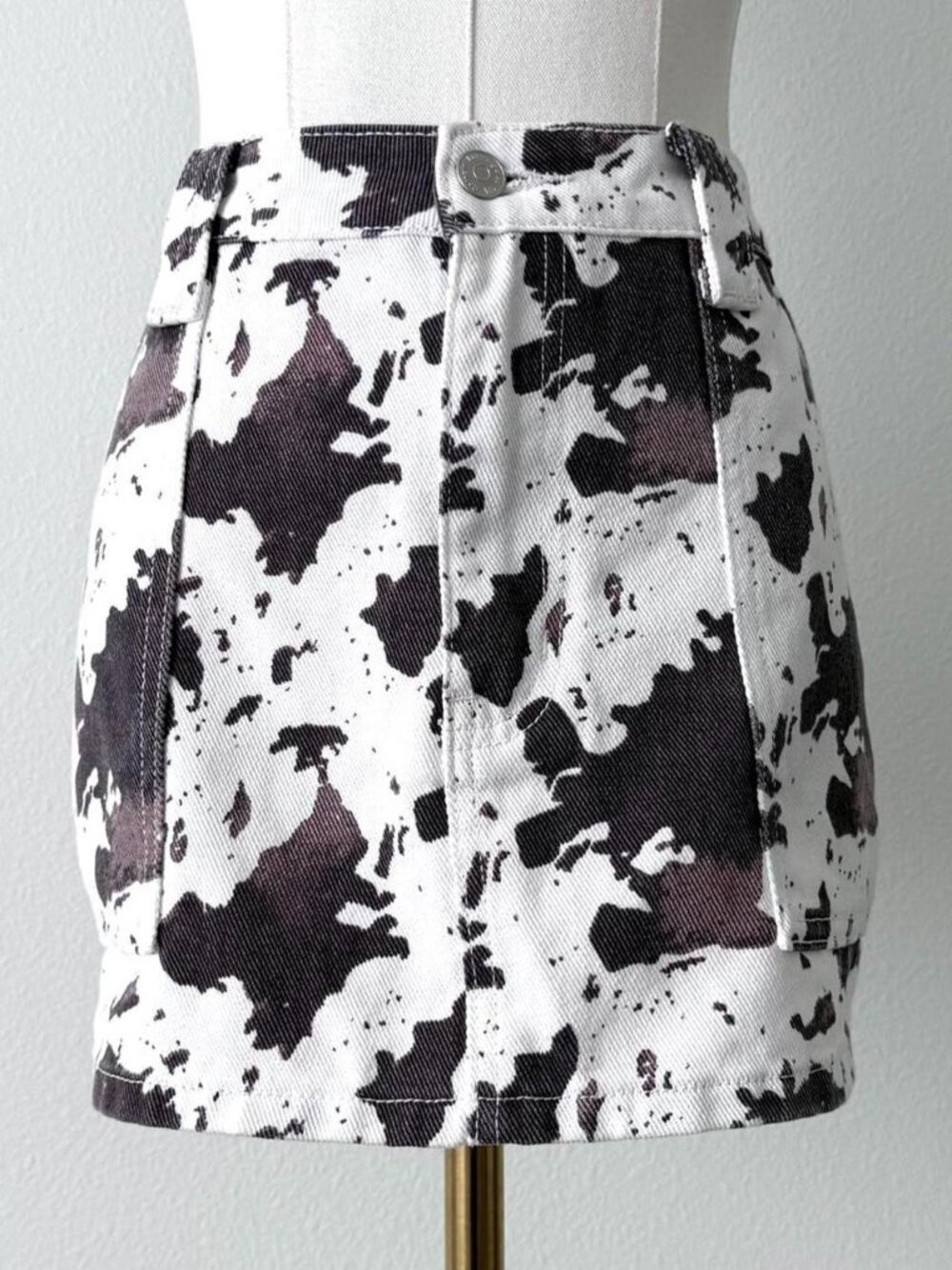 Cow Print Western Mini Skirt • Size 9/29 • Rodeo Cowgirl‑Core Indie Festival